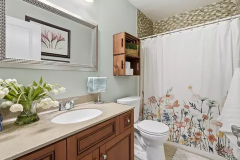 Bath - 11 Fellowship Cir, Wareham, MA 02576 photo 5 of 8