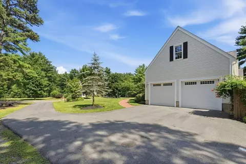 Exterior - 11 Fellowship Cir, Wareham, MA 02576 photo 2 of 7