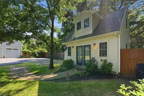 Exterior - 11 Fellowship Cir, Wareham, MA 02576 photo 5 of 7