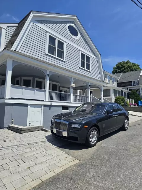 Exterior - 4 Hammond St, Buzzards Bay, MA 02532 photo 2 of 3
