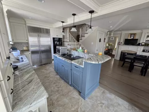 Kitchen - 4 Hammond St, Buzzards Bay, MA 02532 photo 2 of 2