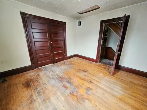 Bedroom - 8-10 Aspen St, Ware, MA 01082 photo 6 of 7