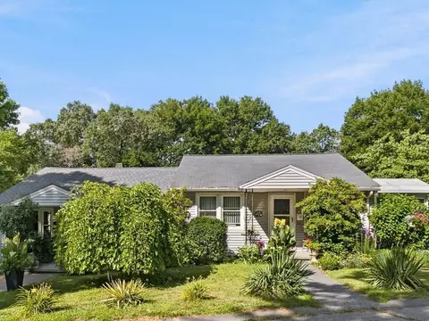 80-82 Hamblett Ave, Dracut, MA 01826