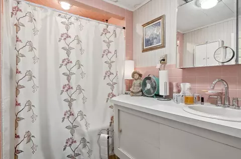 80-82 Hamblett Ave, Dracut, MA 01826 photo 27