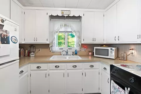 80-82 Hamblett Ave, Dracut, MA 01826 photo 20