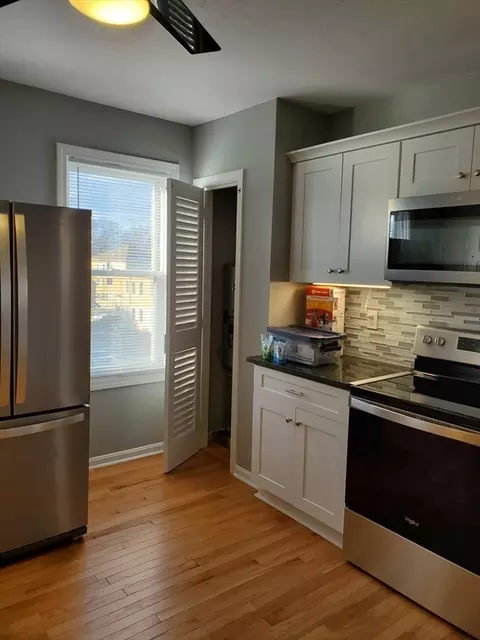 Kitchen - 31 Esther St, Worcester, MA 01604 photo 3 of 5