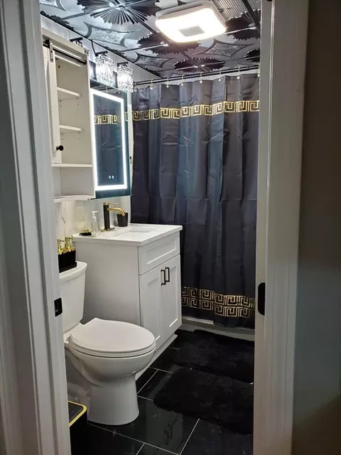 Bath - 31 Esther St, Worcester, MA 01604 photo 1 of 2