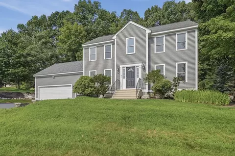 22 Wachusett Cir, Shrewsbury, MA 01545
