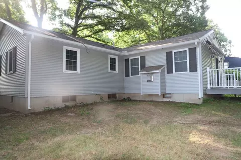 Exterior - 134 Peekskill Ave, Springfield, MA 01129 photo 7 of 7