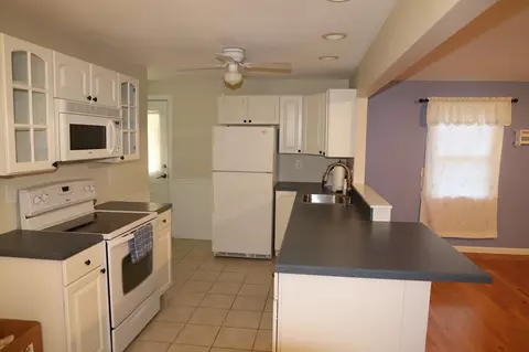 Kitchen - 134 Peekskill Ave, Springfield, MA 01129 photo 2 of 4