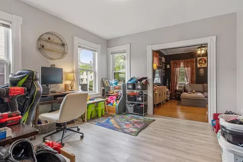 Other - 85 Montrose St, Springfield, MA 01109 photo 3 of 11