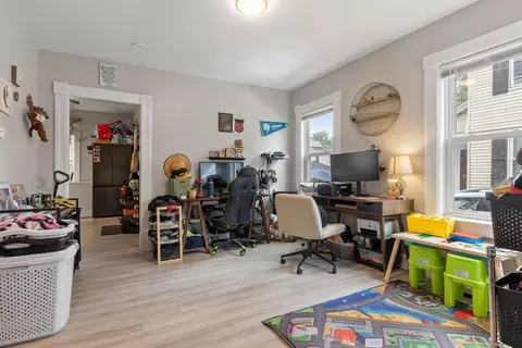 Other - 85 Montrose St, Springfield, MA 01109 photo 4 of 11