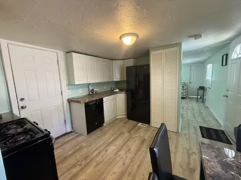 Kitchen - 5 Sean Cir, Wareham, MA 02538 photo 1 of 1