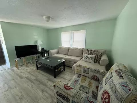 Living - 5 Sean Cir, Wareham, MA 02538 photo 1 of 3