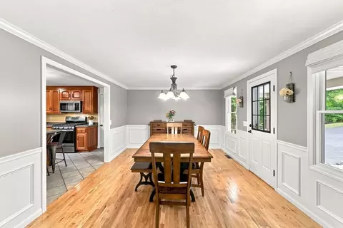 Dining - 115 Sutton Rd, Webster, MA 01570 photo 2 of 2