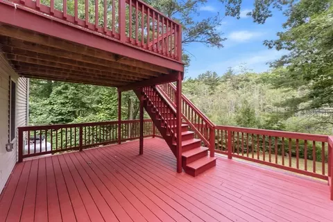 Exterior - 115 Sutton Rd, Webster, MA 01570 photo 5 of 9