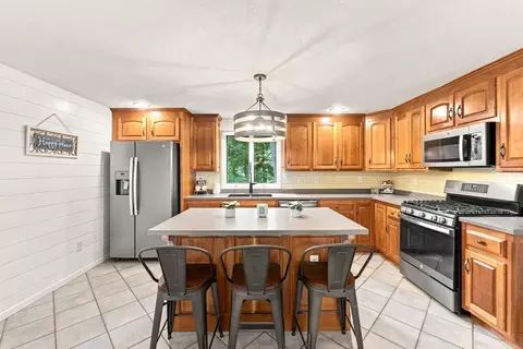 Kitchen - 115 Sutton Rd, Webster, MA 01570 photo 4 of 4