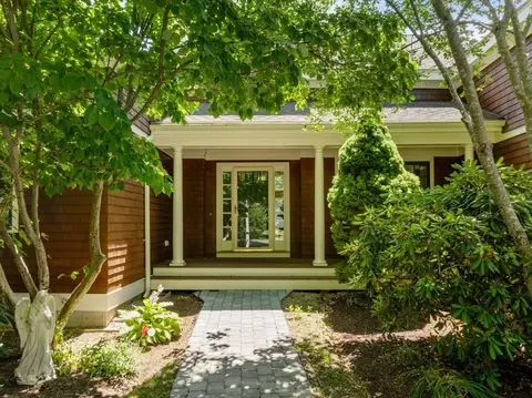 Exterior - 2 Cornish Way #2, Hingham, MA 02043 photo 2 of 6
