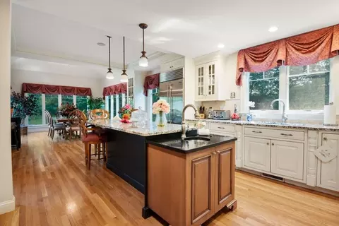 Kitchen - 2 Cornish Way #2, Hingham, MA 02043 photo 2 of 3