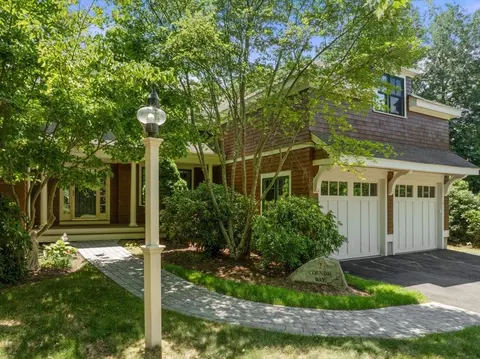 Exterior - 2 Cornish Way #2, Hingham, MA 02043 photo 3 of 6