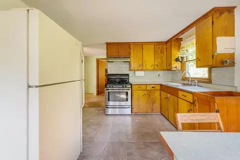 Kitchen - 29 Puritan Rd, Bourne, MA 02532 photo 3 of 3