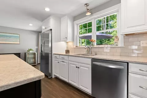 12 Colby Rd, Danvers, MA 01923 photo 10