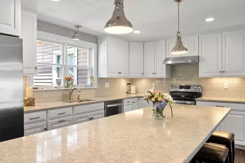 12 Colby Rd, Danvers, MA 01923 photo 9