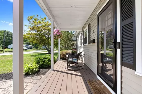 12 Colby Rd, Danvers, MA 01923 photo 3