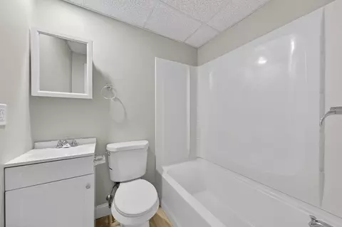 Bath - 169 Grant St, Fall River, MA 02721 photo 3 of 3
