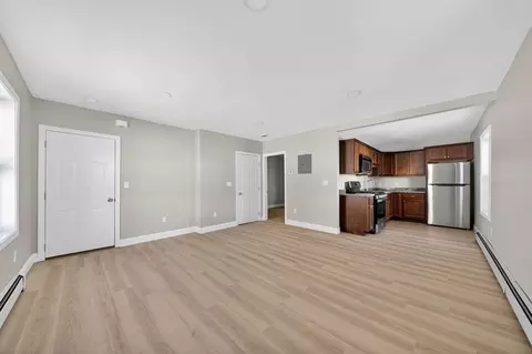 Living - 169 Grant St, Fall River, MA 02721 photo 5 of 8