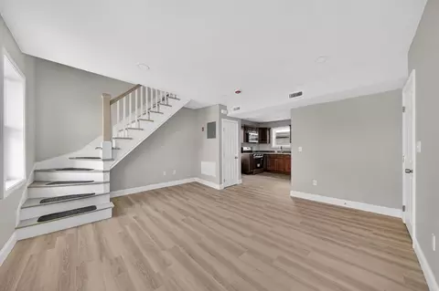 Living - 169 Grant St, Fall River, MA 02721 photo 7 of 8