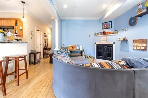 26 Beach St #1, Dorchester, MA 02122