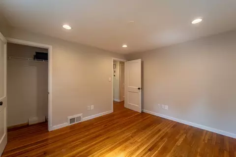 58 Bailey St, Worcester, MA 01602 photo 20