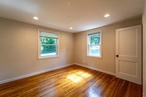 58 Bailey St, Worcester, MA 01602 photo 19