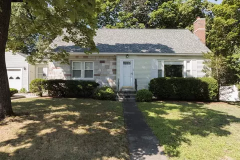 10 Marinel Ave, Chelmsford, MA 01863