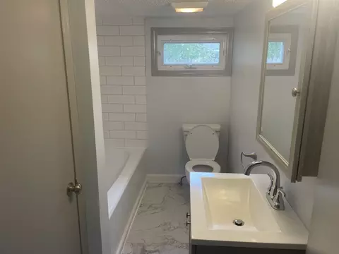 Bath - 6 Eddy St, Fairhaven, MA 02719 photo 2 of 2