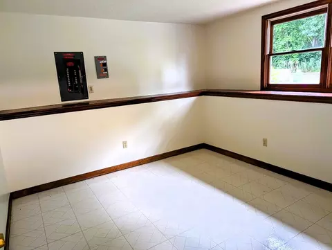 Other - 22 Pine Needle Ln, Springfield, MA 01118 photo 3 of 10