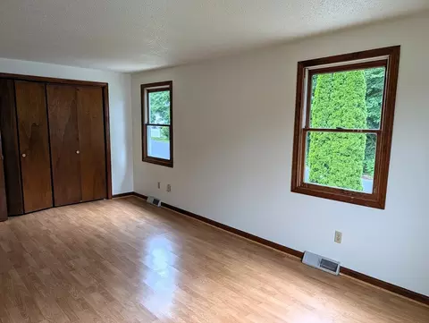 Other - 22 Pine Needle Ln, Springfield, MA 01118 photo 2 of 10