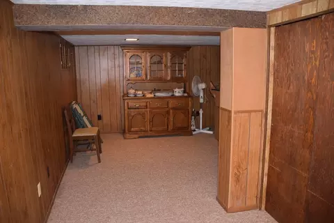62 Balfour Dr, Springfield, MA 01118 photo 21