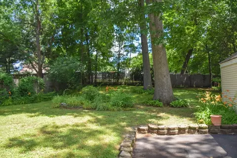62 Balfour Dr, Springfield, MA 01118 photo 6