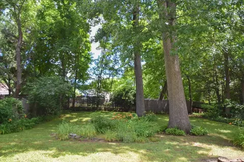 62 Balfour Dr, Springfield, MA 01118 photo 7