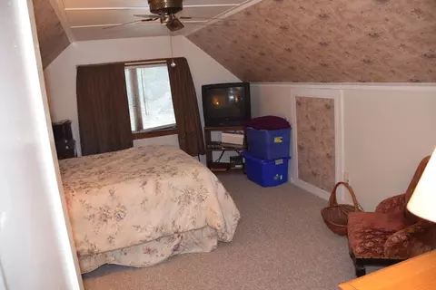 62 Balfour Dr, Springfield, MA 01118 photo 20