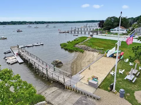 View/Area - 7 Broadview Ave, Bristol, RI 02809 photo 5 of 7