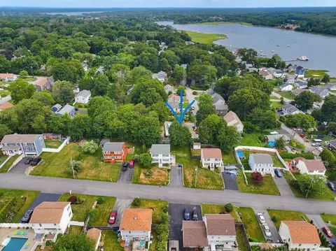 View/Area - 7 Broadview Ave, Bristol, RI 02809 photo 1 of 7