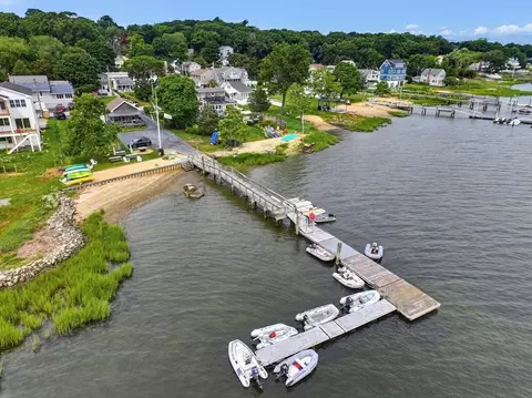View/Area - 7 Broadview Ave, Bristol, RI 02809 photo 6 of 7