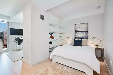 135 Seaport Blvd #U18, Boston, MA 02210