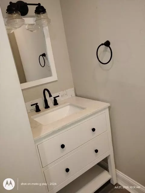 Bath - 7 Pleasant St, Ware, MA 01082 photo 1 of 3