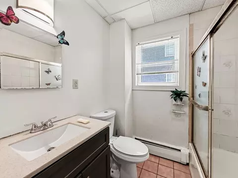 Bath - 28 Meadow St, Fall River, MA 02720 photo 3 of 3