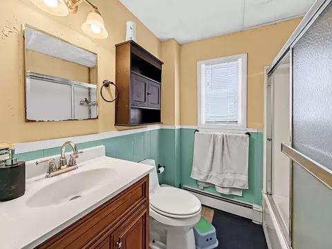 Bath - 28 Meadow St, Fall River, MA 02720 photo 1 of 3