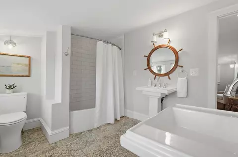 Bath - 8 Onset Ave, Buzzards Bay, MA 02532 photo 2 of 5